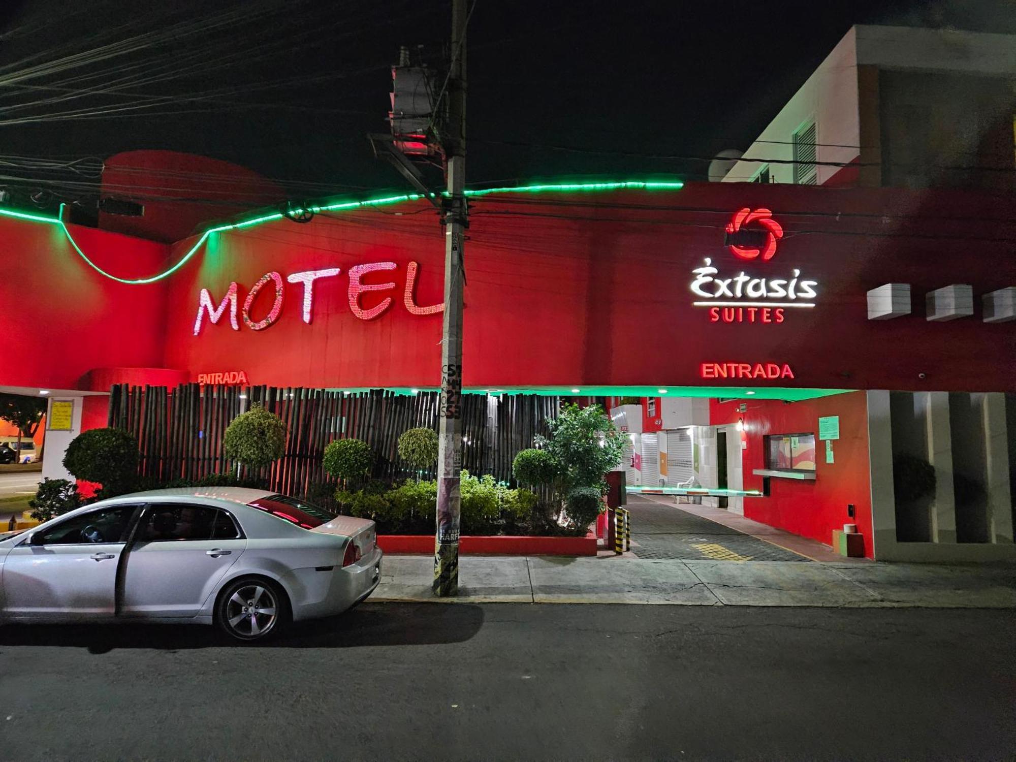 Motel Extasis, Mexico City